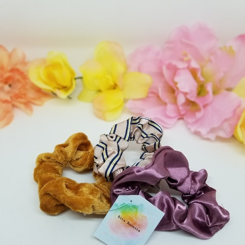 NEW scrunchies- purple brown stripe